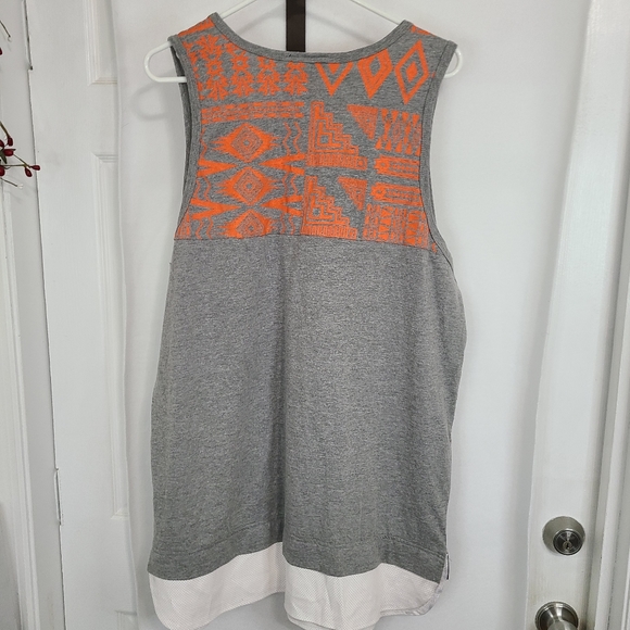 Squrre Zero Woman's Sleeveless Tank Top, Size: XL Color: Grey with color pattern - Picture 12 of 16
